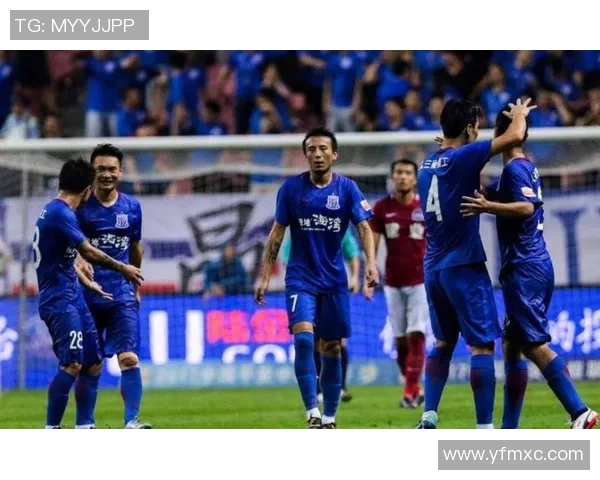 2011赛季中超经典对决申花与鲁能的激烈较量与历史交锋回顾