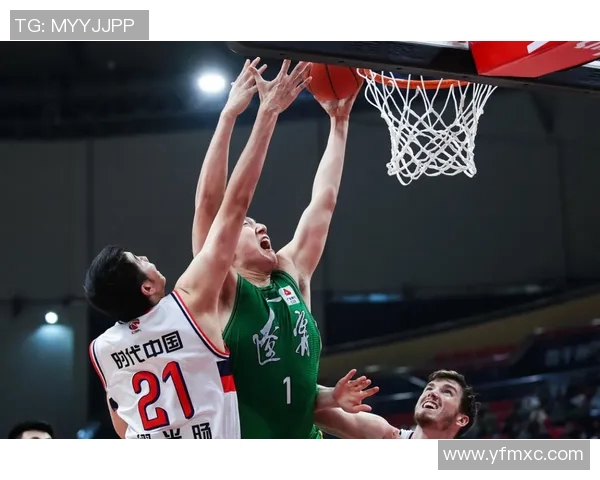 CCTV直播新疆对阵上海精彩赛事全程回顾与分析 CCTV直播新疆对阵上海精彩赛事全程回顾与分析