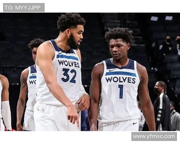 NBA魔术队与森林狼队激战正酣谁能在这场对决中笑到最后 NBA魔术队与森林狼队激战正酣谁能在这场对决中笑到最后