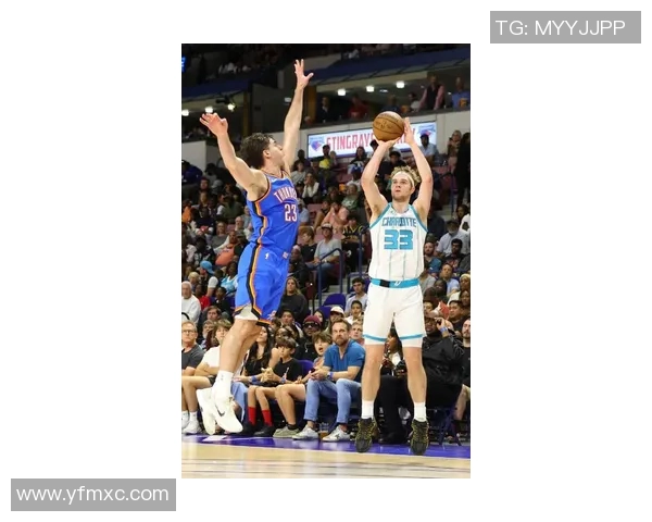 丹佛掘金与夏洛特黄蜂的精彩对决揭示了NBA新赛季的激烈竞争与球队实力的较量