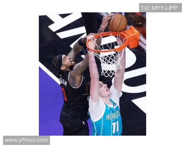 黄蜂与特人季前赛精彩对决球迷期待新赛季的精彩表现