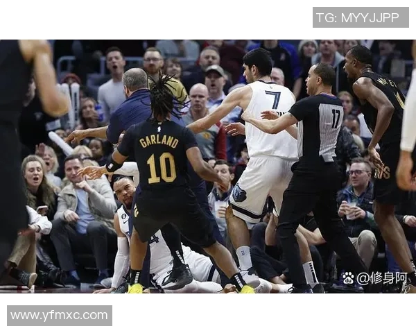 欧足联重罚曼城再遭3000万罚款并禁赛一年影响深远