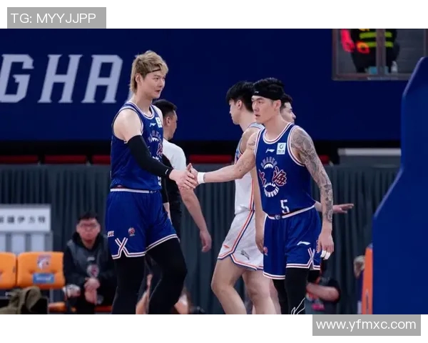 乒乓上海队与广东队激战正酣谁将夺得本赛季冠军宝座