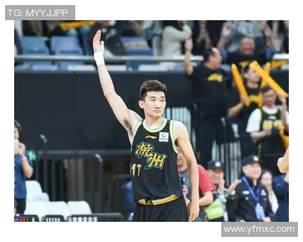 孙铭徽：从青涩新星到篮球场上的领军人物，如何书写自己的传奇人生